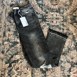 VERVET BY FLYING MONKEY Women's Black Distressed Jeans